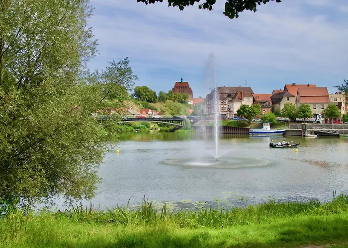 Apartmán Bilderbuchcafe - Ferien - No 3 - Markt 7 *