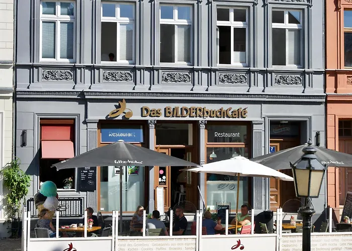 Apartmán Bilderbuchcafe - Ferien - No 3 - Markt 7 *